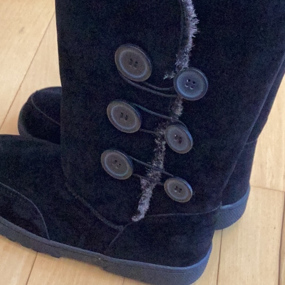 Rampage Black Faux Fur Button Boots - Picture 4 of 15